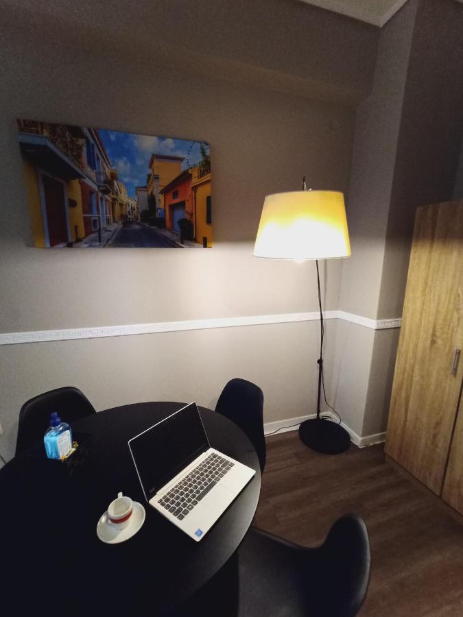 Ermou & Athinas Suites In Monastiraki 아테네 외부 사진