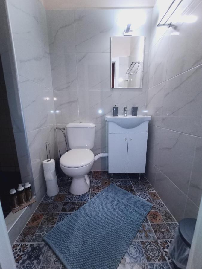 Ermou & Athinas Suites In Monastiraki 아테네 외부 사진